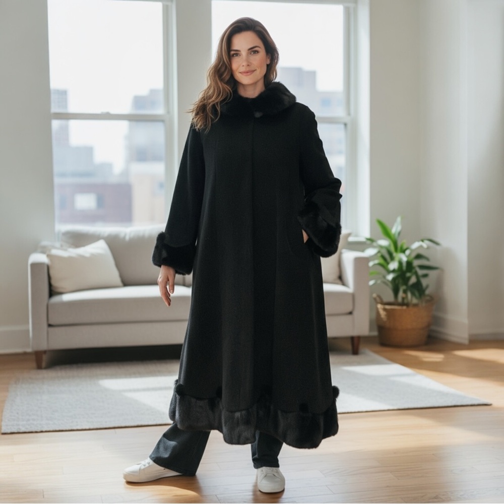 Black Cashmere Women's Coat With Genuine Mink Trim